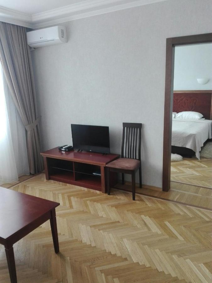 Dnipro Hotel Cherkasy Exterior photo
