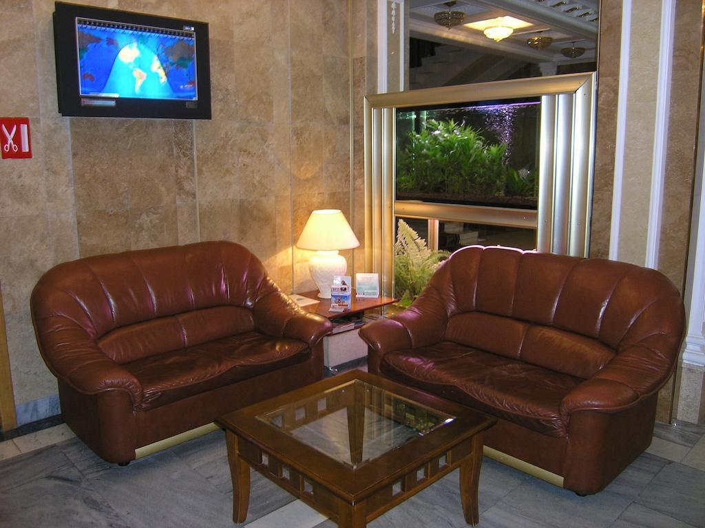 Dnipro Hotel Cherkasy Exterior photo