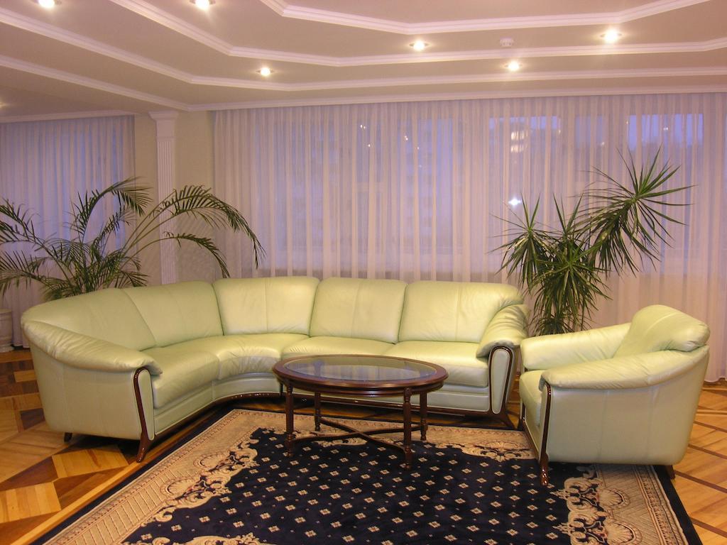 Dnipro Hotel Cherkasy Exterior photo